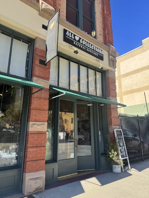 Pasadena Gallery